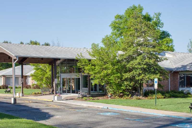 Holly Manor  Bl
