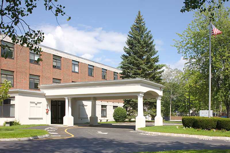 Harris Hill Center - NH | Genesis HealthCare